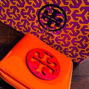 Tory Burch bi-fold mini wallet (2 pieces)